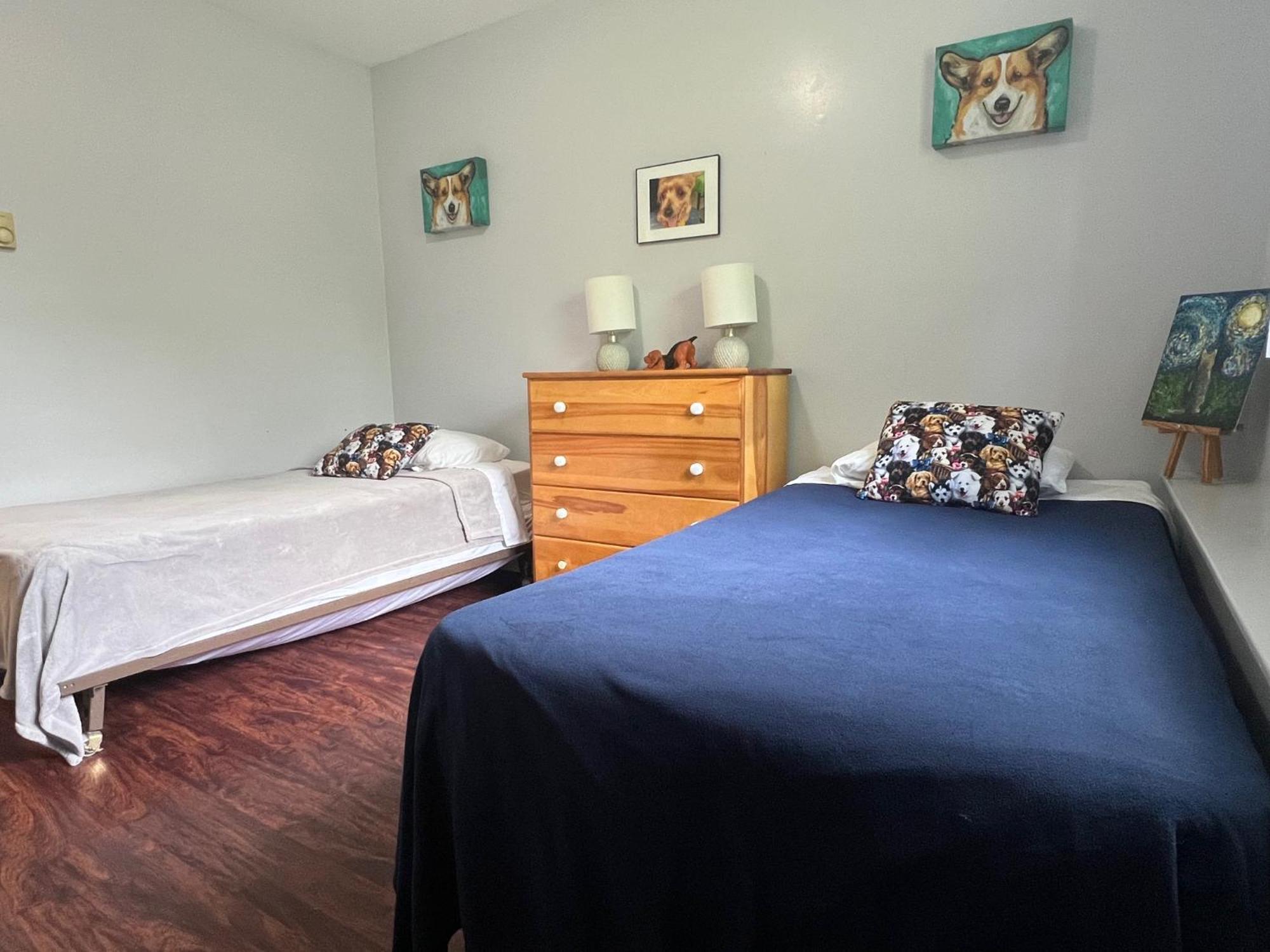 Fenced Yard Chalets From Good Dog Vacations At Big Valley Resort Sciota Luaran gambar